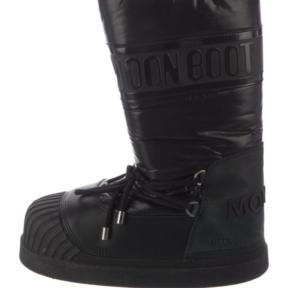 Moon Boot Men's Black Winter Boots